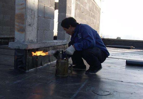 青岛防水公司世纪广发商务楼屋顶防水完工